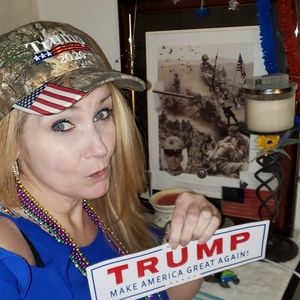 Meet your Posher, Gail